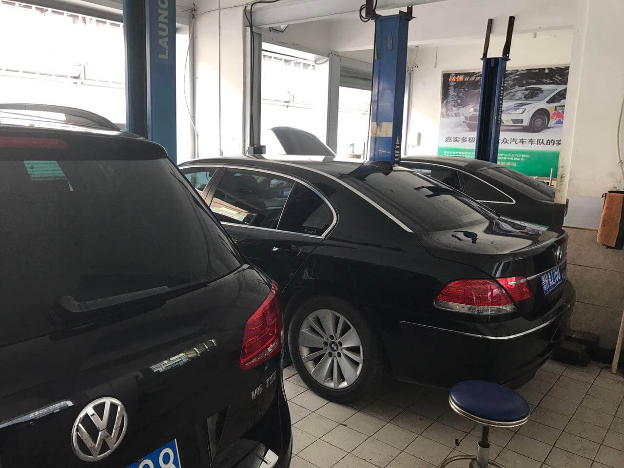 奧迪冷卻液表面一層油與哪些原因有關(guān)？