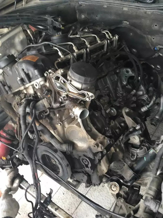 汽車(chē)行駛中突然熄火怎么辦？