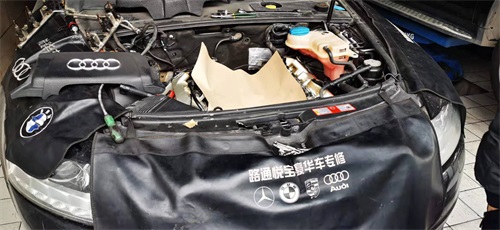 夏季時(shí)，汽車的胎壓多少才合適？